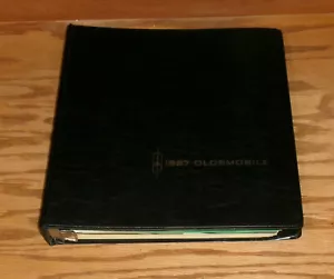 Álbum de información de venta de productos Oldsmobile 1967 original Toronado 442 - Imagen 1 de 6