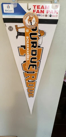 PURDUE BOILERMAKERS EVENT PACK  RETRO FELT PENNANT WITH HOLDER 7/9/21 Cover