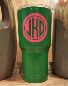 Vaso con recubrimiento en polvo personalizado. Monograma de corte de doble círculo. Elige colores - Imagen 1 de 5