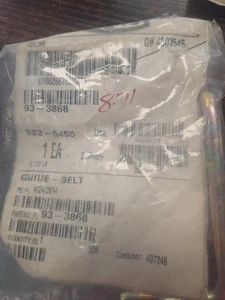 Genuine Toro RH Belt Guide 93-3855 NEW OEM - Picture 1 of 3