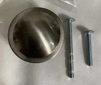 Brainerd 1 1/2 in Satin Nickel Round Cabinet Contempo Knob P67659W lot of 16 - Image 1 of 4