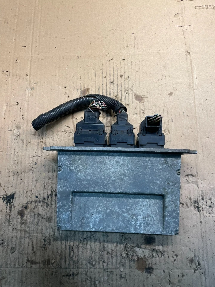 2008  Ford E250 E350 5.4L Van Engine Control ECU Computer Module V2068 DG - Image 1 of 4