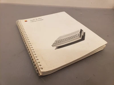 Apple IIc Plus User’s Owner’s Guide Manual Vintage Original Apple Computer Book - Image 1 of 2