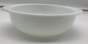 Cazuela redonda vintage Pyrex 11/2 cuartos #023 vidrio de leche blanco - Imagen 1 de 9