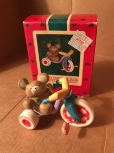 1985 Hallmark Keepsake Ornament Beary Smooth Ride. Neu im Karton - Bild 1 von 9