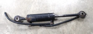JOHN DEERE 318 SERVOLENKZYLINDER - ABLAGE 25 - Bild 1 von 6