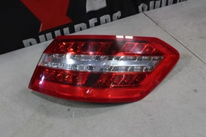 2010-2013 MERCEDES BENZ E350 RH PASSENGER SIDE TAILLIGHT #093839-48A - Picture 1 of 3