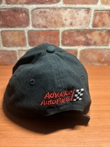 Gorra de béisbol Advance Auto Parts negra con tirantes - Imagen 1 de 4