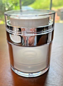 Tarro bomba sin aire de 1,7 oz con tapa hidratante-loción-crema-líquido-dispensador de cosméticos - Imagen 1 de 6