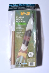 ESTES - V-2 - Flying Model Rocket - #1926 - SEALED Unbuilt - Bild 1 von 2