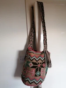 Wayuu Colombian Shoulder Bag Handcraft Indigenous Art Piece from Colombian Carib - Picture 1 of 4