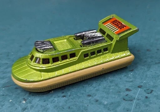1972 Matchbox Superfast Rescue Hovercraft No.72 & 2 Green Paint  - Image 1 of 4