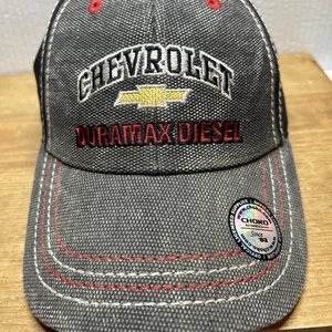 Gorra de camionero gris y roja con logotipo de Choko Chevrolet Duramax diésel - Imagen 1 de 8
