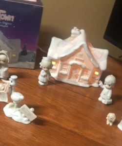 1994 Precious Moments Sugar Town DOCTORS OFFICE nightlight & Figurines - Picture 1 of 11
