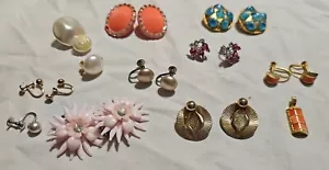 Lotto di coppie e pezzi clip vintage clip su orecchini 21 pezzi - Foto 1 di 6