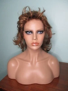 6" Schuss / 16" Overall mittelbraun gefiedert Shag Retro Perücke - Statements - Bild 1 von 10