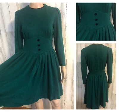 Vestido tejido Jessica Howard años 70 de colección talla 4 verde esmeralda calce y acampanado terciopelo Foto 1 de 4