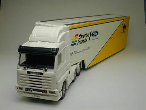 Old Cars 1:43 Scania Car Transporter Benetton Formura from Japan - Image 1 of 1