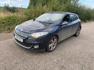 2013 RENAULT MEGANE DQ 2x WHEEL NUT • CAR BREAKING SPARES PARTS - Picture 1 of 1