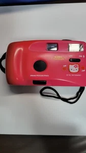 Hello Kitty #1909 35mm Film Camera RED Built-in Flash Used Japan - Picture 1 of 9