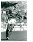 Teddy Sheringham Football manager. - Vintage Photograph 1350159