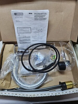 Delta 879-DST Single Handle Pull-Down Kitchen Faucet - Image 1 of 4