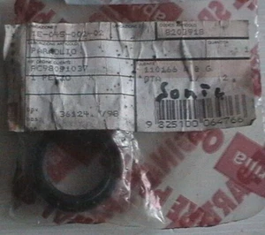 HORQUILLA DELANTERA ORIGINAL APRILIA SELLO DE ACEITE SONIC 50 REFRIGERADO POR AIRE Y AGUA 1998-08 AP8206936 - Imagen 1 de 1