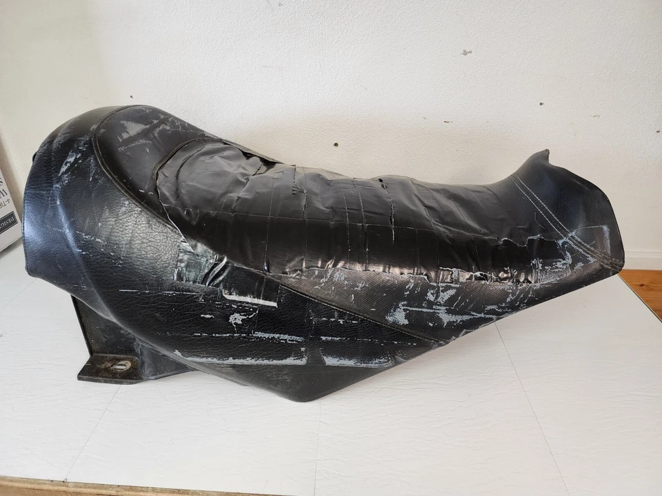 Ski doo 2005 Rev MXZ 600 HO OEM Seat 500ss 800 GSX GTX Renegade 04 05 06 Foto 1 de 4