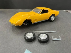 C14 MPC 1973 Chevy Corvette Coupe built car model 1/20 McM - Picture 1 of 5