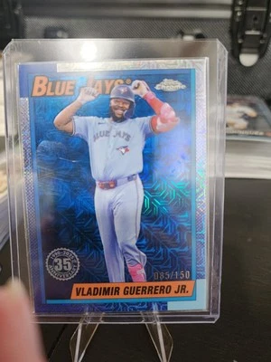 Topps Chrome 2025 Series 1 Vlad Guerrero Jr /150 - Image 1 of 2