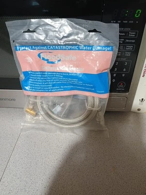 Conector universal para lavavajillas Watts 96" trenzado acero inoxidable Foto 1 de 4