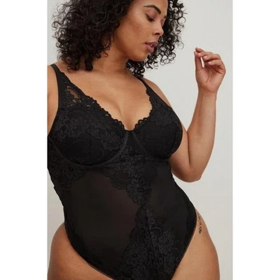 Nuevo con etiquetas Body de encaje Torrid Curve para mujer talla 2X Lencería negra sexy de una pieza Foto 1 de 4