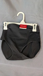 Neu mit Etikett Spanx nahtloser Ecocare formender Slip in sehr schwarz Größe M - Bild 1 von 3