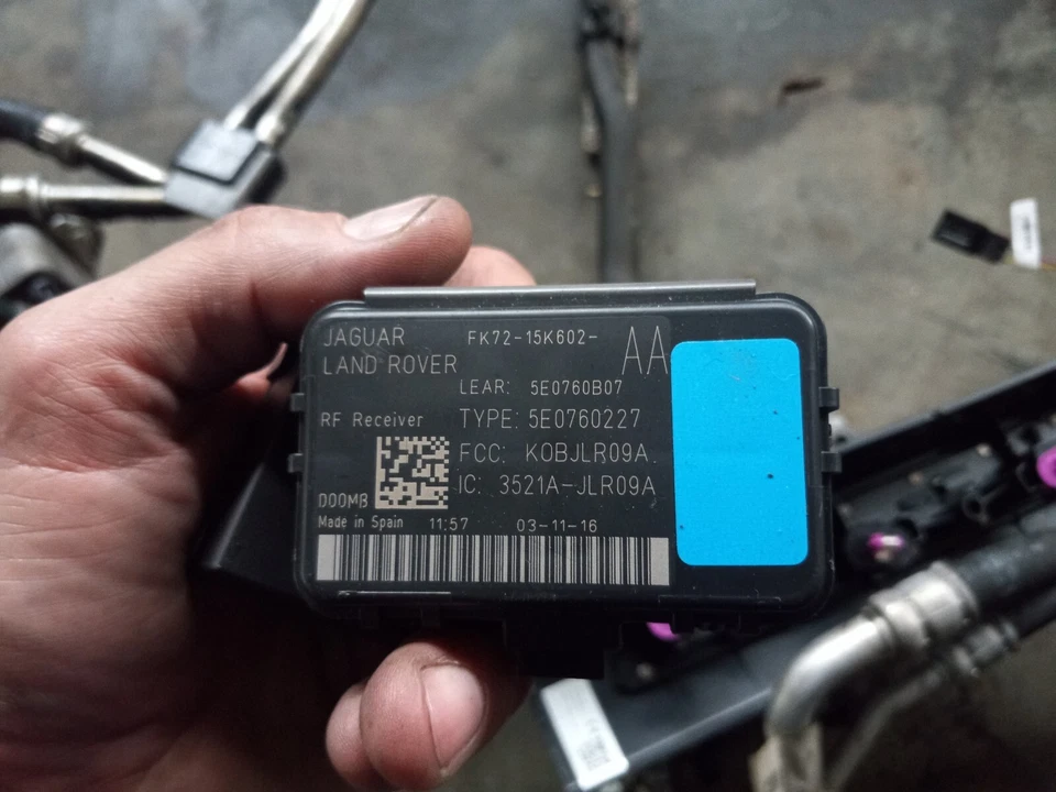 Jaguar F-Pace 2017-2020, XE módulo de entrada sin llave receptor FK72-15K602-AA OEM  Foto 1 de 1