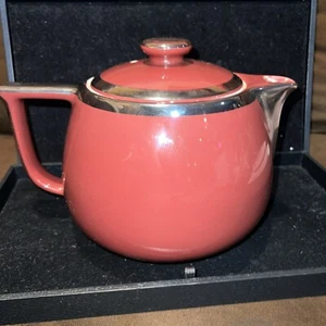 Vintage HALL’s Superior Quality Kitchenware, Maroon And Silver Coffee/Tea Pot Lg - Picture 1 of 7