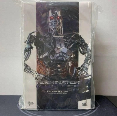Figurine 1/6 posable Movie Masterpiece Terminator Genisys Endoskeleton Hot Toys - Photo 1/4