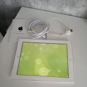 Apple iPad 2, A1396, 16GB, Wi-Fi + 3G Cellular, 9.7in Silver - Picture 1 of 5
