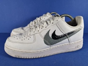 Nike Air Force 1 Low 07 Entrenadores Swoosh Pintura en Spray - Reino Unido Talla 7 - Imagen 1 de 7