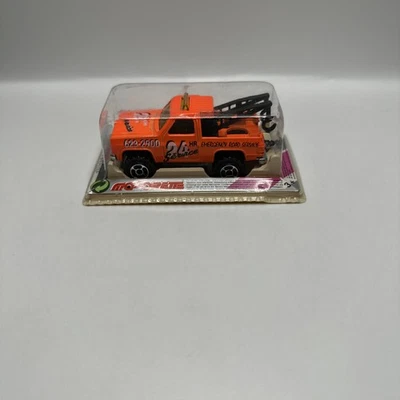 Camión de remolque Chevy fundido a presión Majorette #228/291 Depanneuse 24 horas servicio 1/62 vintage Foto 1 de 4