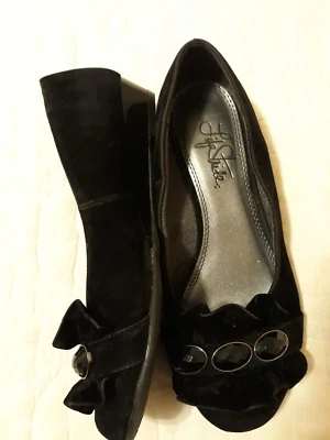 Life Stride Miracle Talla 6 Negro Imitación Gamuza Volantes Gema Dedos Cuña 1" Tacón Bonito Foto 1 de 4