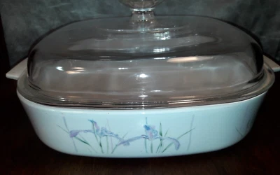 Vintage 80s 90s CorningWare Shadow Iris A-10-B Casserole Dish & Pyrex A-12-C Lid - Image 1 of 4