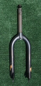 GT Vertigo BMX Bike Fork 6.5" Steer Tube 1 1/8" Threadless Freestyle Top Cap - Picture 1 of 3