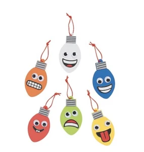 Oriental Trading Goofy Weihnachtslicht Ornament Bastelset selbstklebend - Bild 1 von 3
