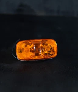 Grote 46793-3 Duramold Yellow Two-Bulb Square-Corner Clearance and Marker Lamp - Picture 1 of 3