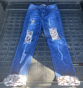 Lucky and Blessed Damenjeans Größe 12 Baseball Patches Saum Denim Used-Look - Bild 1 von 18