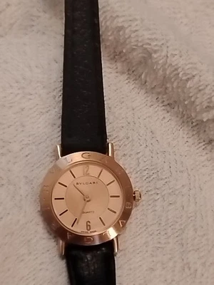 Reloj automático para dama Bvlgari Diagono LC29G oro amarillo, 29 mm Foto 1 de 4