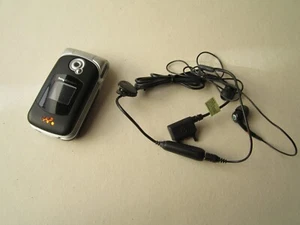 SONY ERICSSON WALKMAN W300I CON CUFFIE - NON TESTATO - Foto 1 di 4