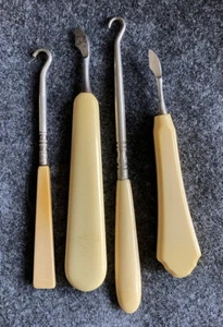 Vintage Art Deco Zelluloid Knopf Haken und Maniküre Nagelhaut Werkzeuge - 4er Set - Bild 1 von 12