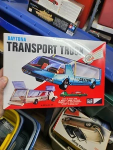 DAYTONA TRANSPORT TRUCK transporter 1:25 MPC model car kit #MPC787-12 New in box - Picture 1 of 9