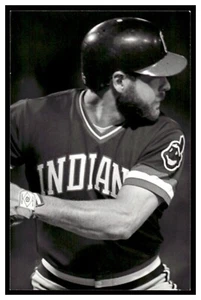 Toby Harrah (1983) Cleveland Indians Vintage Baseball Postcard PCCI - Picture 1 of 2